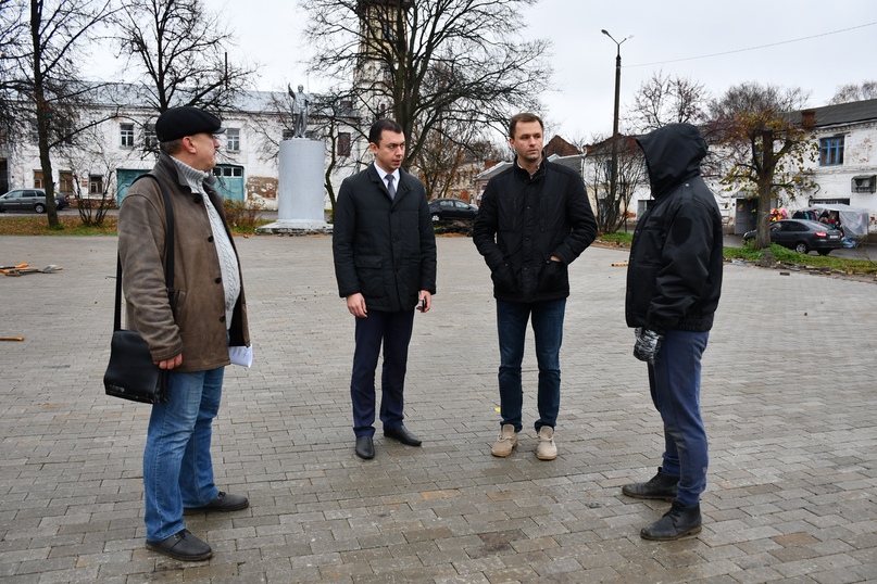Благоустройство площади Ленина в левобережье Тутаева близится к концу