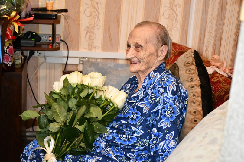 ДОЛГОЛЕТИЕ ДАЕТСЯ САМЫМ ДОСТОЙНЫМ  В Тутаевском районе 100 лет исполнилось Тамаре Алексеевне Камыниной