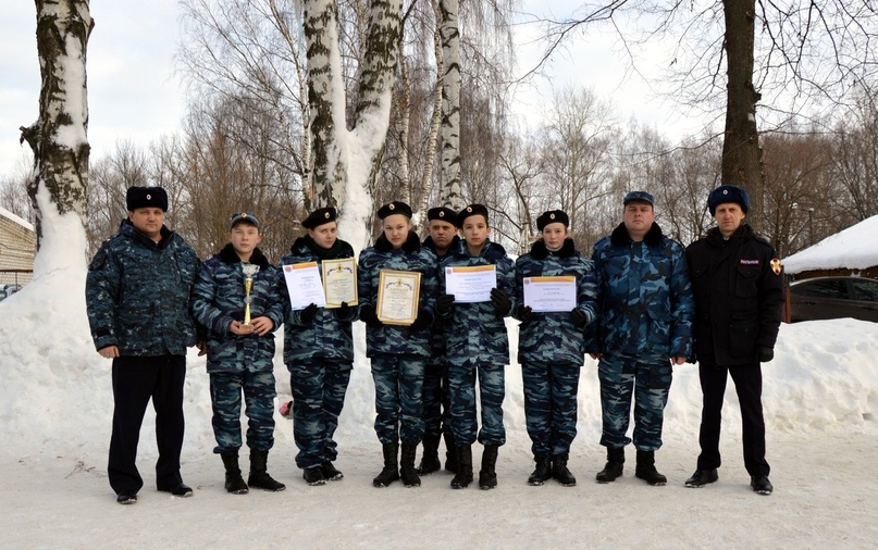Команда кадетов Росгвардии Чебаковской школы стала лучшей по итогам соревнований лагеря «Снежный десант»