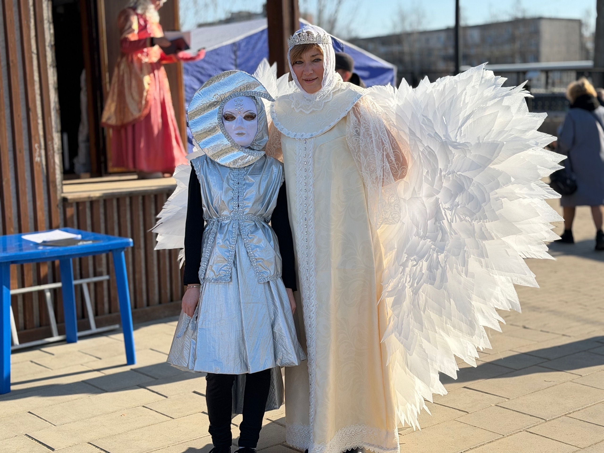 «Волшебная страна - театр»: праздник-ярмарка в Центральном парке