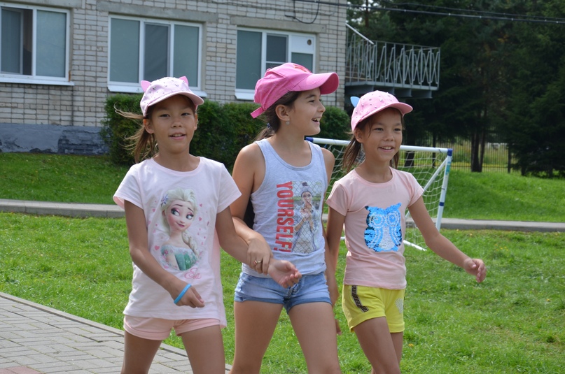 59 детей из Иркутской области в настоящее время размещены в социально-оздоровительном центре «Чайка», который находится неподалеку от города в Артемьевском сельском поселении