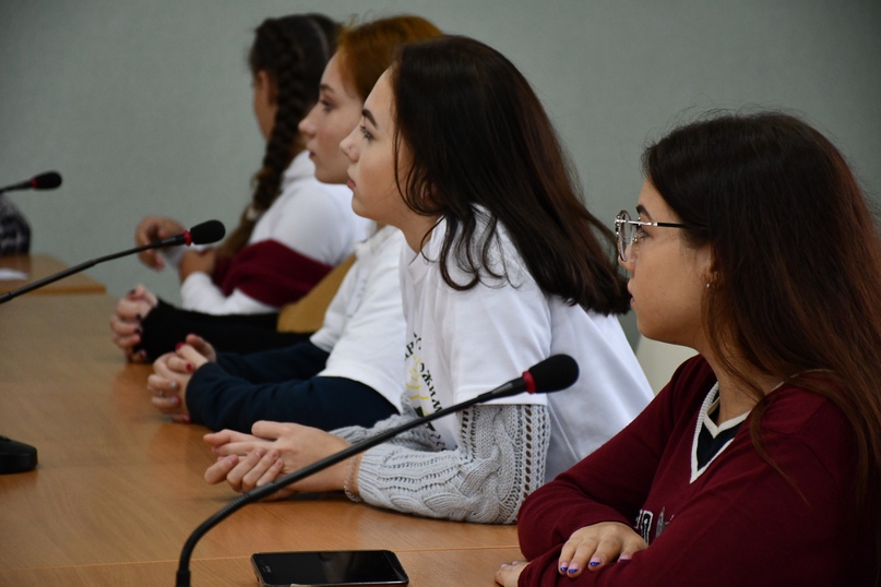 Детское досуговое движение "К истокам нашим" проводит в эти минуты сбор-старт