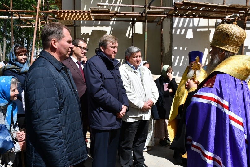 Сегодня в Никульском совершили обряд освящения колоколов к храму святителя Николая