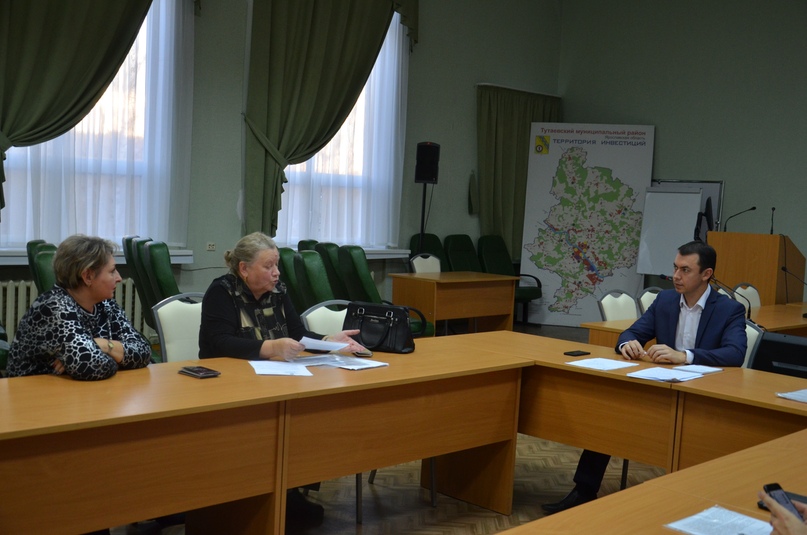 Продолжает совершенствоваться формат приема жителей в администрации района