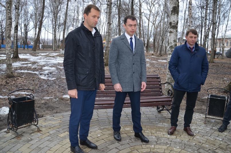 Глава района Дмитрий Юнусов провел на левом берегу города встречу с жителями