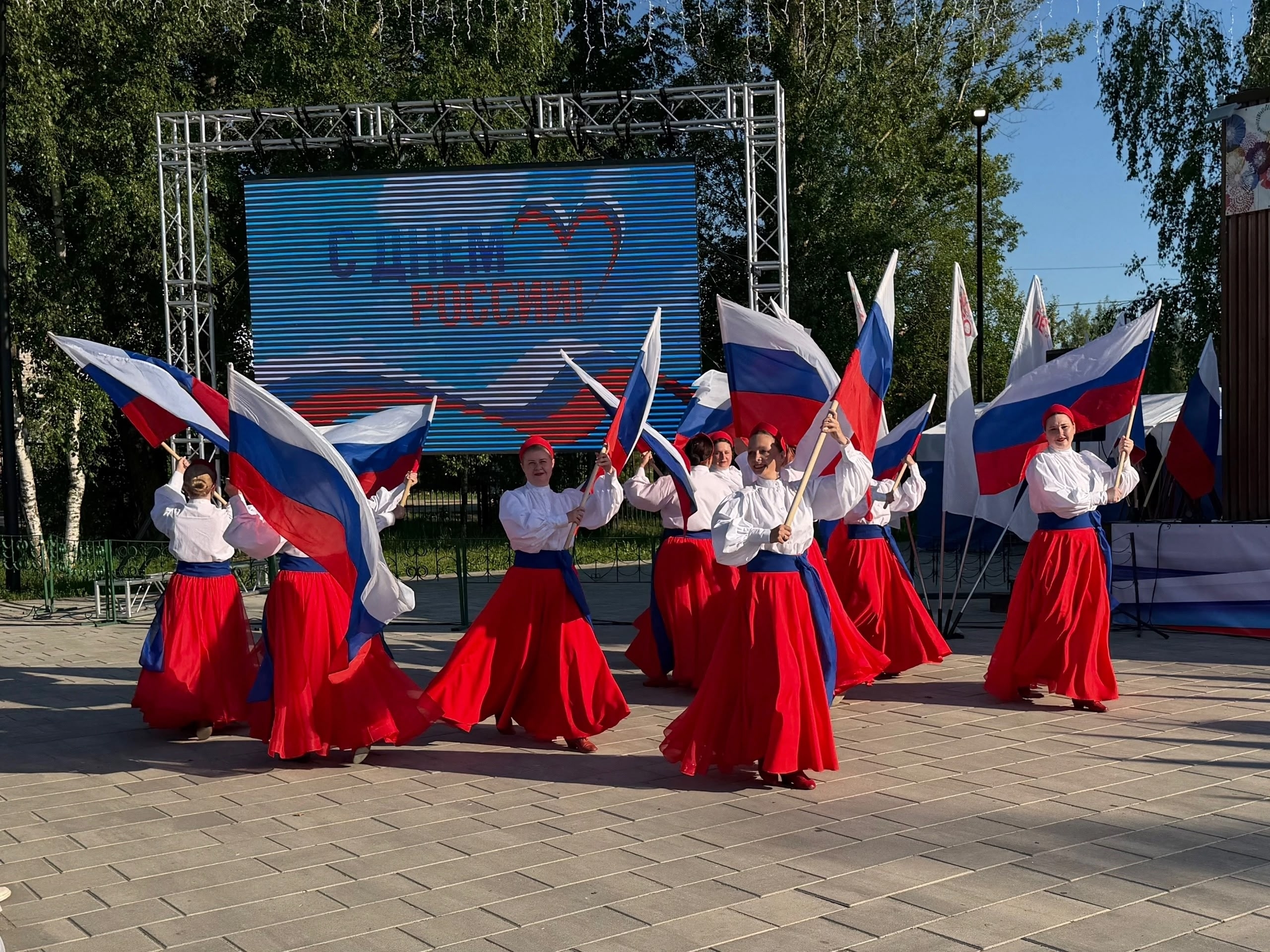 День России: поздравление от Героя Ярославии и паспорта для Первых