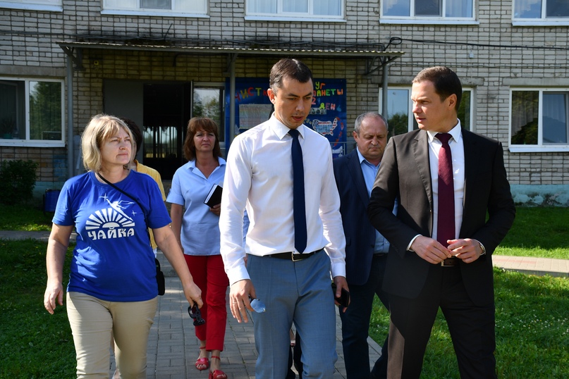 Зампред Правительства области Максим Авдеев посетил социально-оздоровительный центр "Чайка"