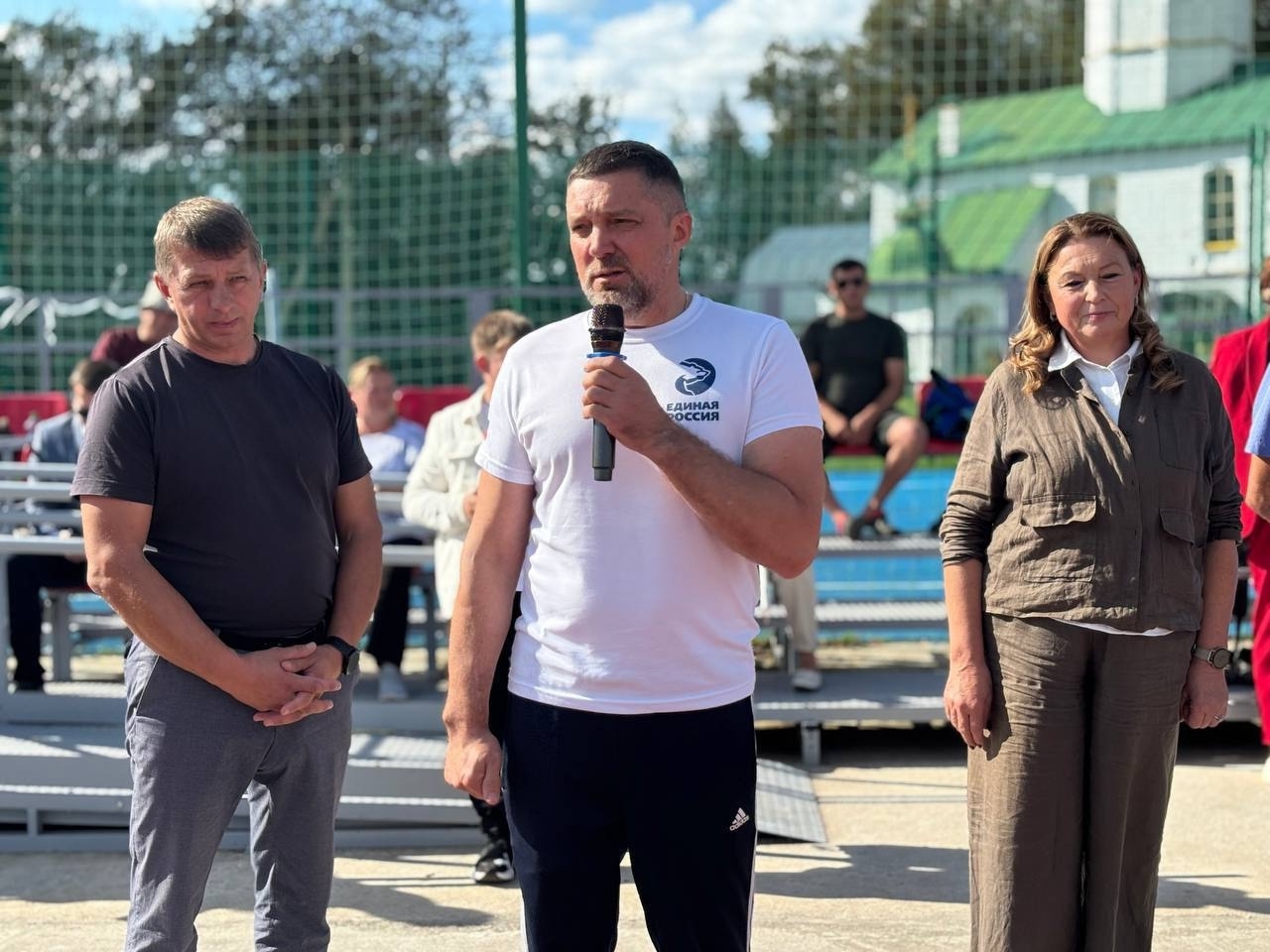 Чемпион мира и игроки «Шинника» провели мастер-класс с детьми в Тутаеве