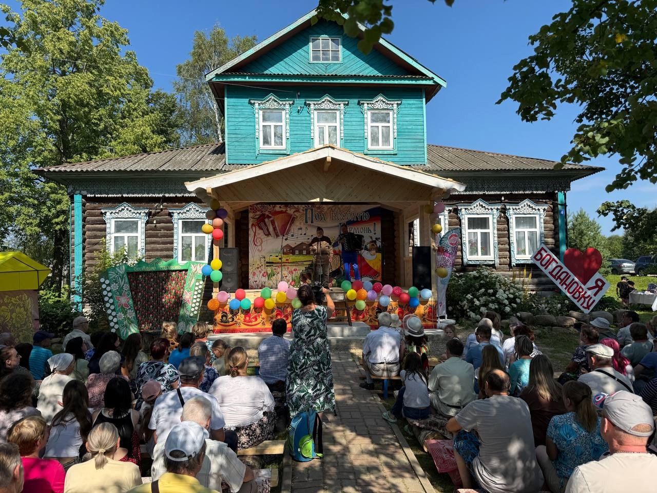 «Под веселую гармонь»: в Богдановке прошел праздник русской души!