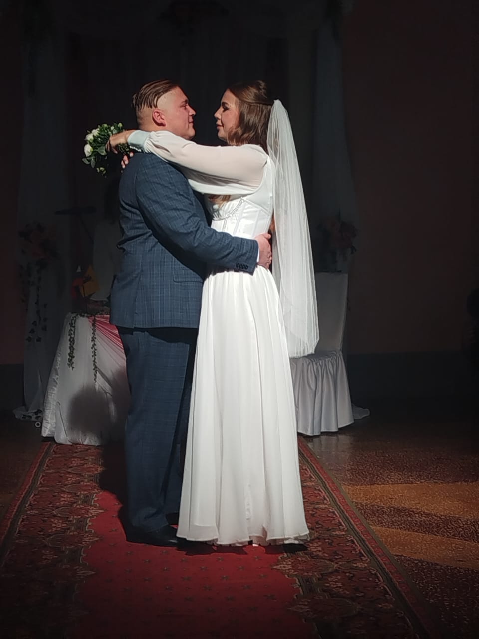 Широкой этой свадьбе было места мало!