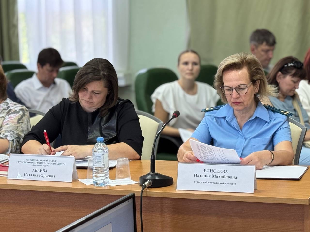 Устав округа принят, структуру администрации утвердят до августа