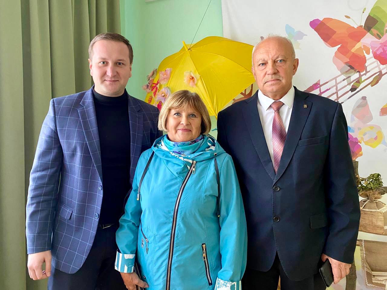 С Днем добра и уважения!