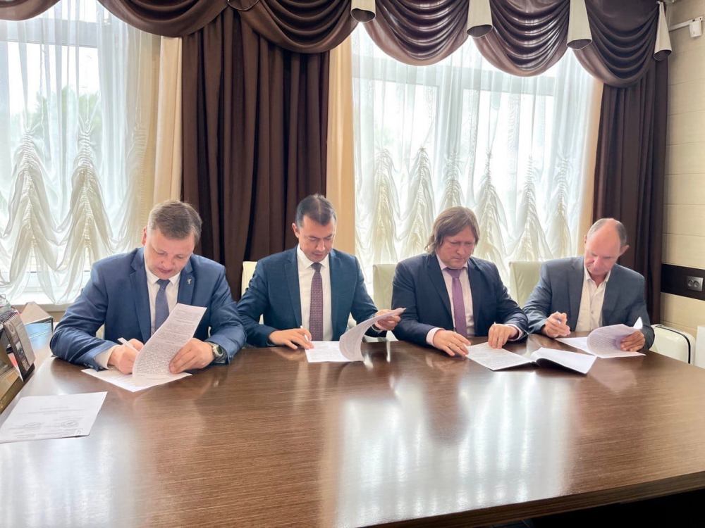 Подписано соглашение о создании школьной мини-футбольной лиги на базе Тутаевского  района