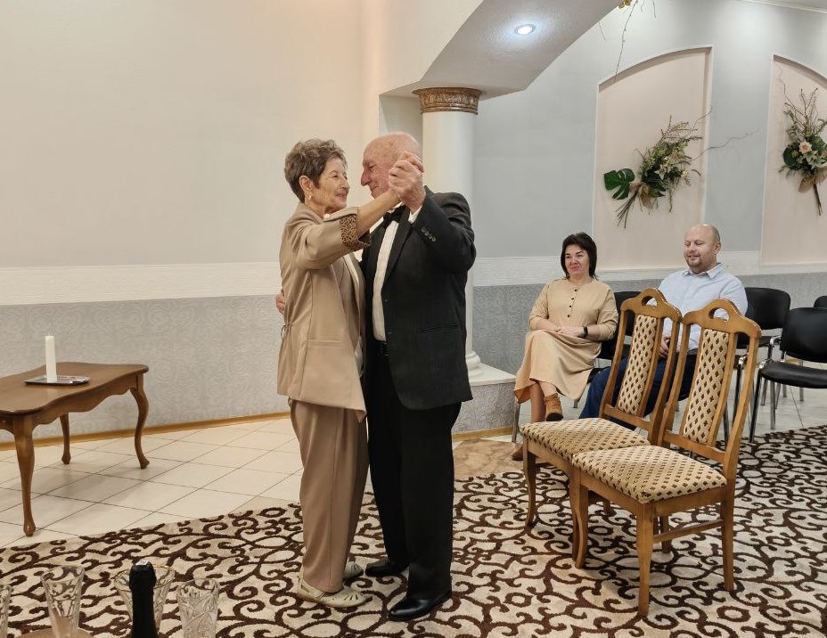 С золотой свадьбой, Виктор Алексеевич и Лариса Михайловна!