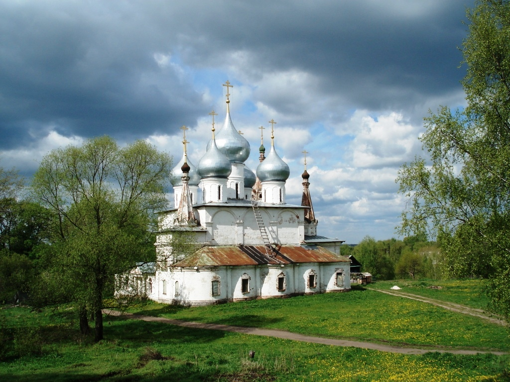 Крестовоздвиженский собор Тутаев